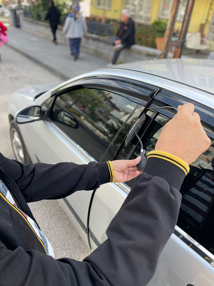 Artova Oto Kilitçisi